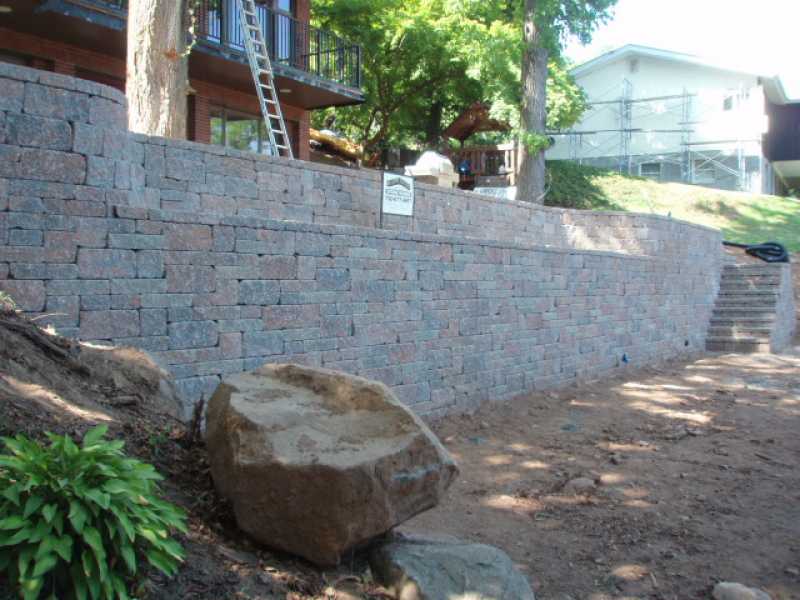 Custom Backyard Retaining Wall Installation