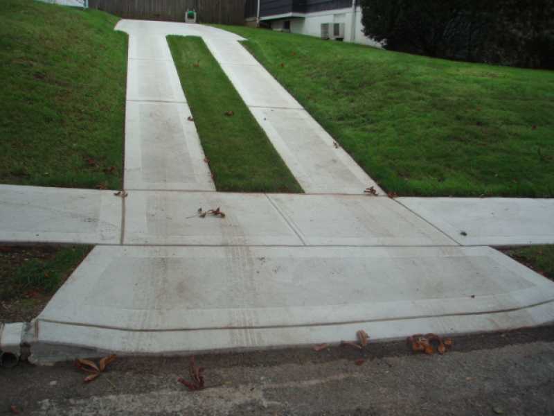 Custom Concrete Walkway Design and Construction