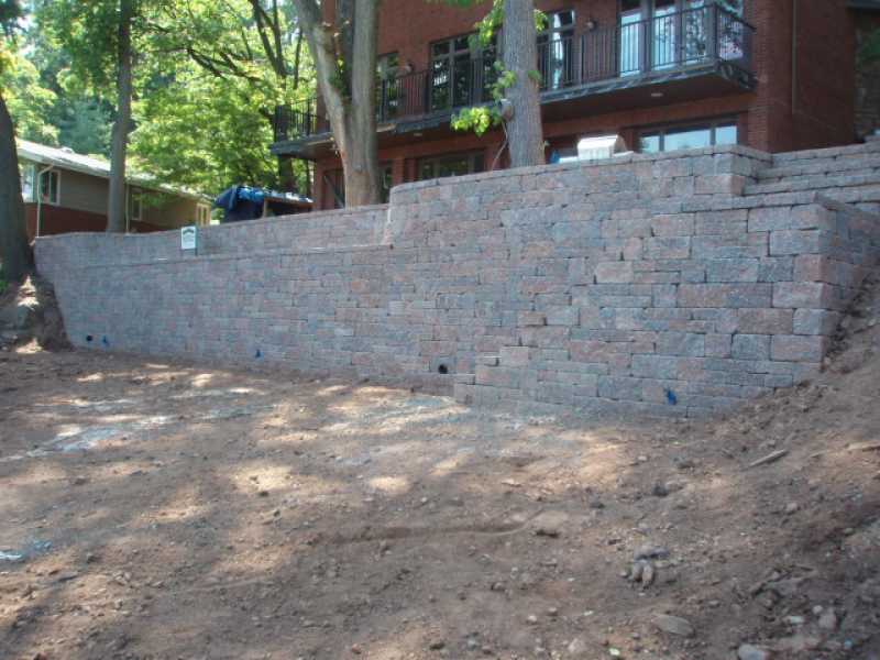 Custom Installation of Retaining Wall