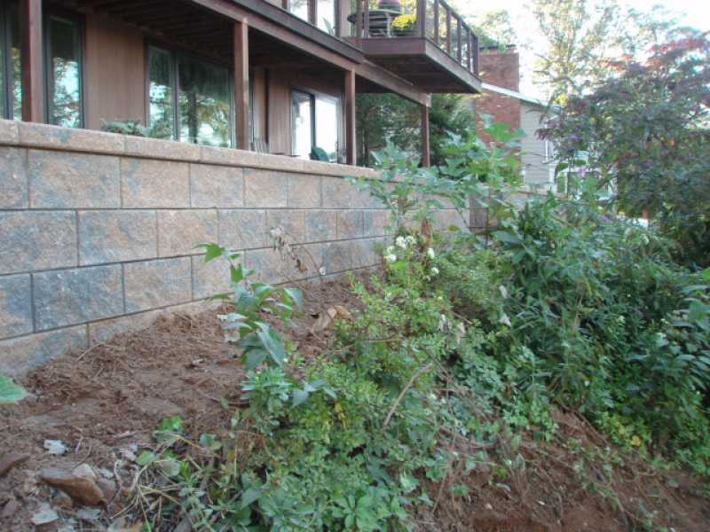 Custom Landscaping and Retaining Wall in New Jersey