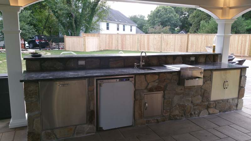 Custom Outdoor Kitchen Design and Layout