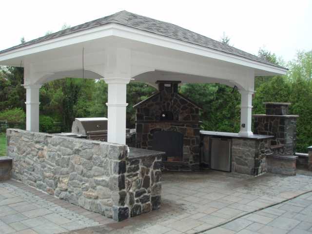 Custom Outdoor Kitchen with Pizza Oven NJ