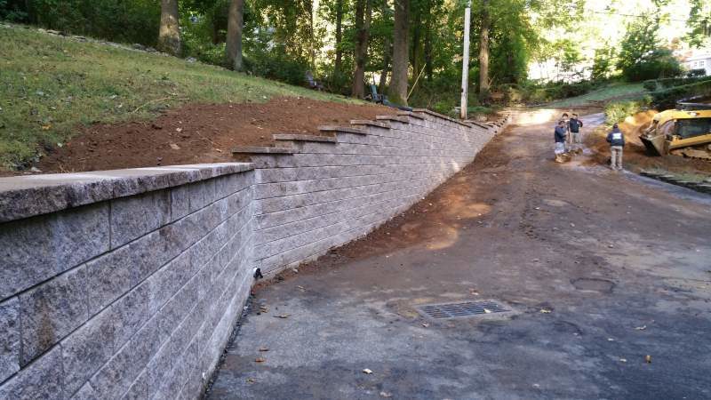 Custom Stonework Retaining Wall in New Jersey