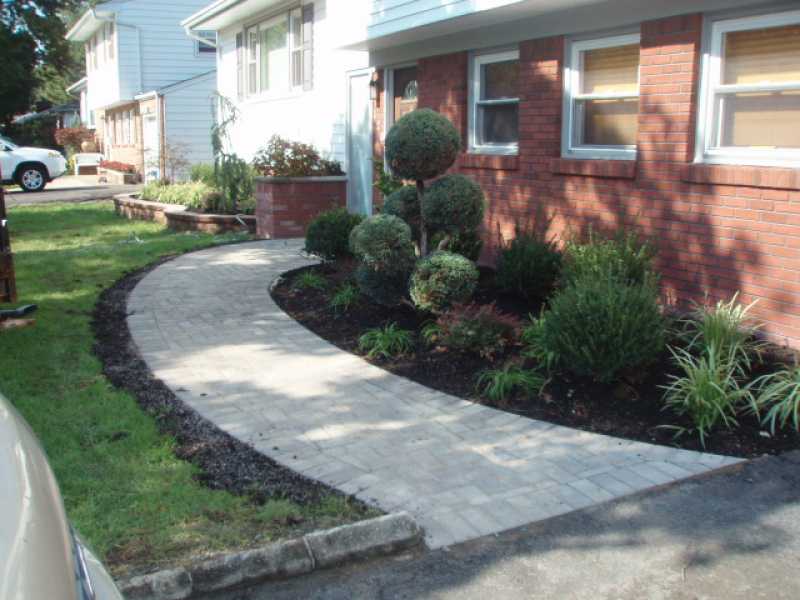 Front Yard Walkway and Landscape Design