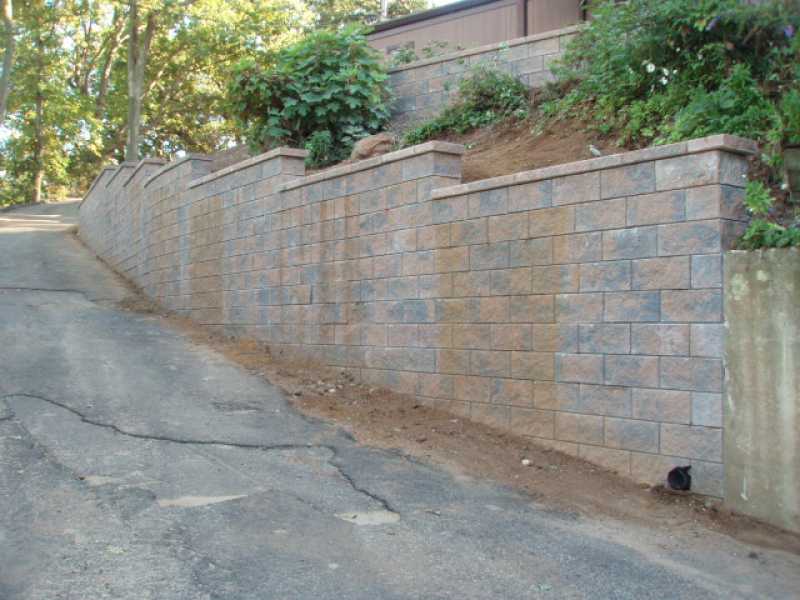 Millenium Stone Works Custom Retaining Wall