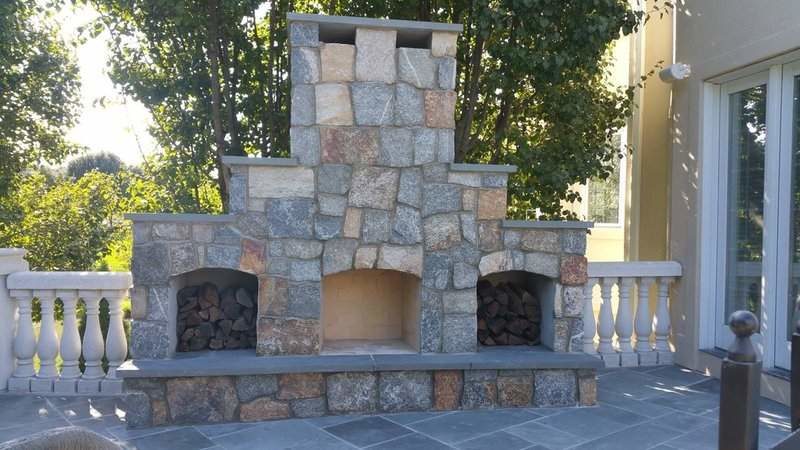 Outdoor Fireplace Construction and Design