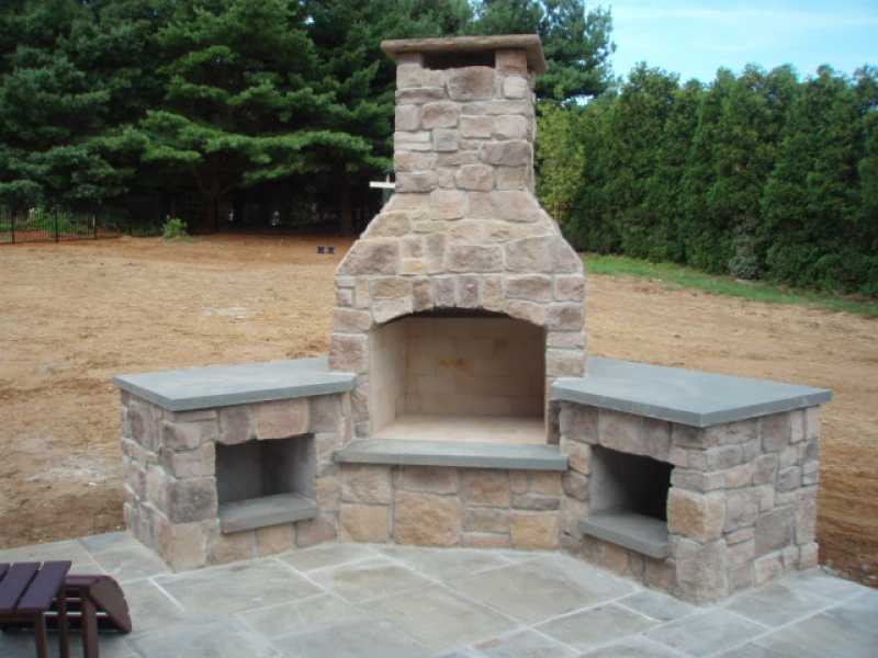 Outdoor Fireplace Custom Design and Installation