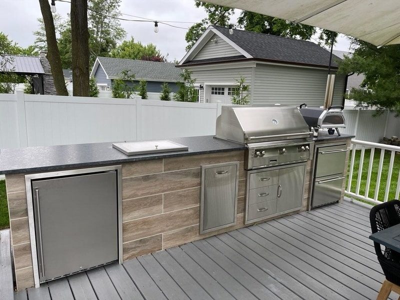 new outdoor kitchen